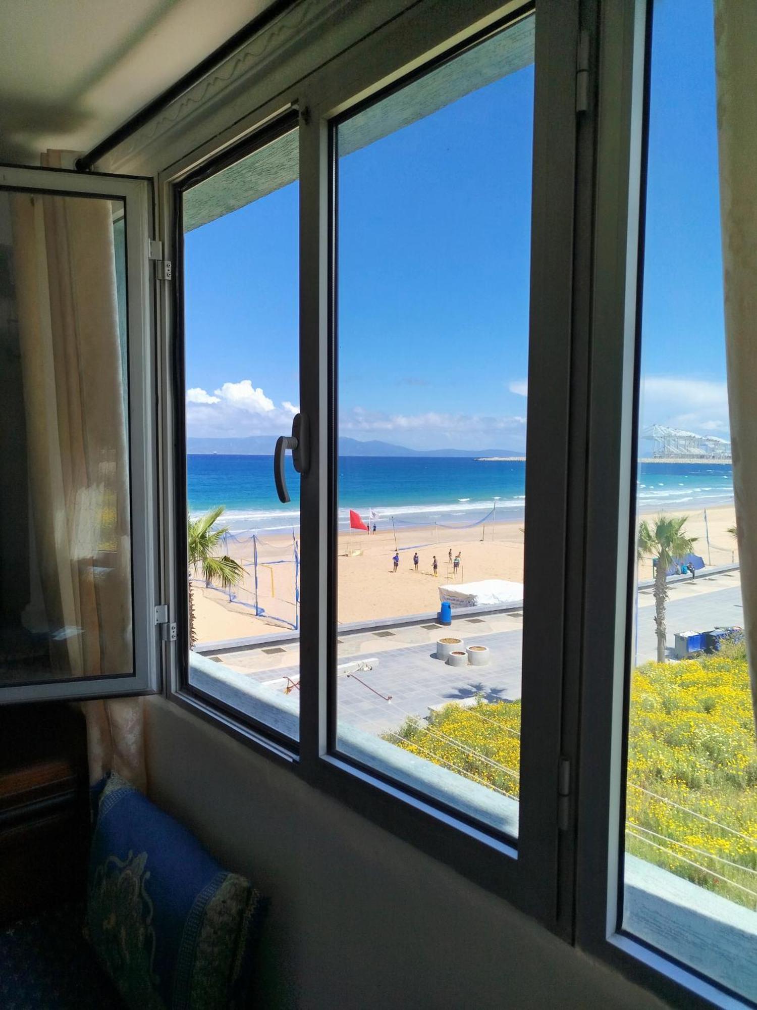 Apartment Corniche Ksar Sgher Ksar es Sghir Exterior foto